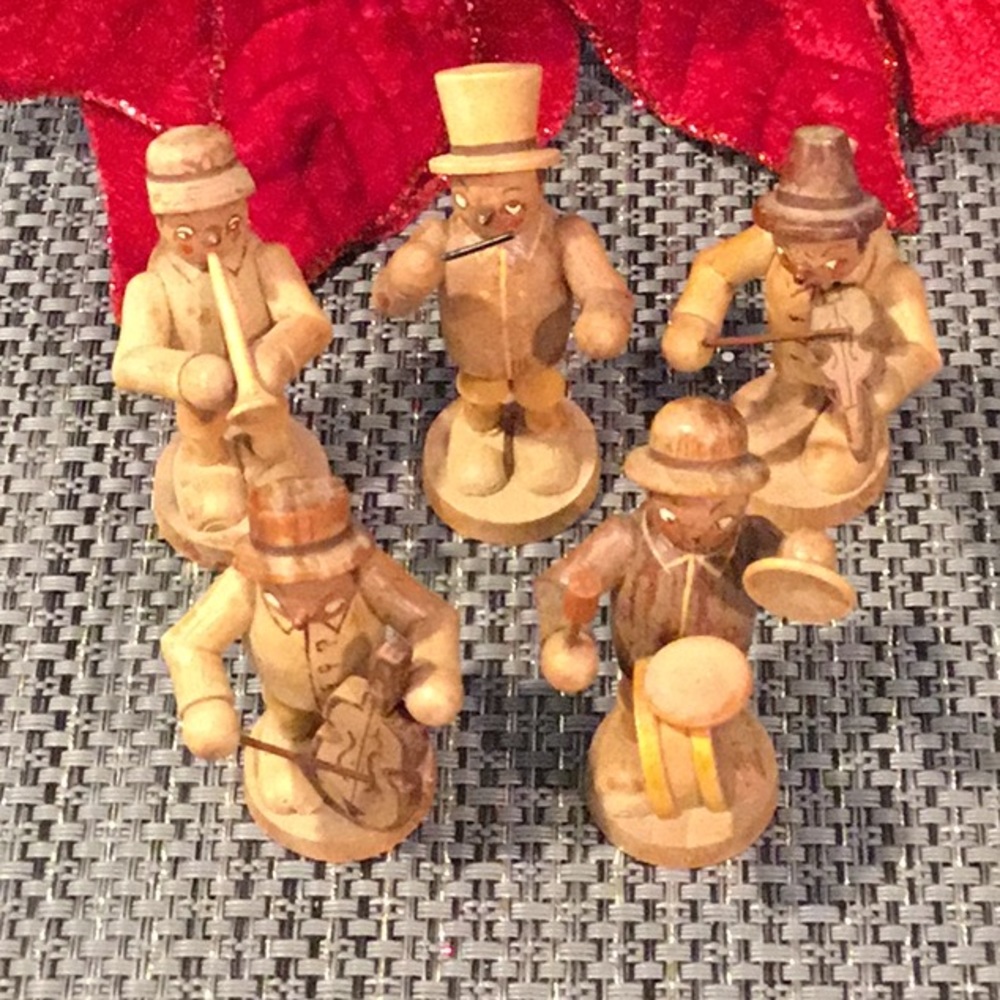Wooden Band Figurines